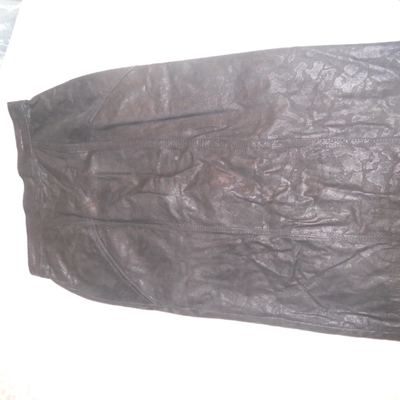 NWT. A Winlit Genuine Leather Woman Skirt, Size 7 - Picture 5 of 8